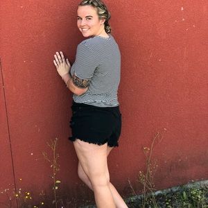 Meet your Posher, Leah